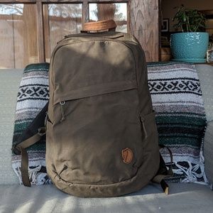 Fjallraven Raven 20 Olive Backpack